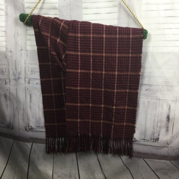100% Cashmere Scarf Wrap Scotland Made Red Black Check 13" x 30" - Picture 2 of 7